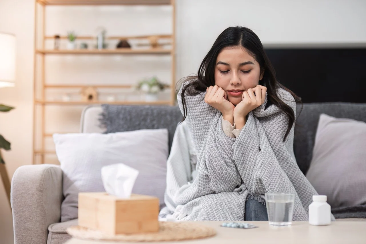 Vermoeidheid vrouw tussen 30 en 40 hormonen stress - Care For Women Haren.
